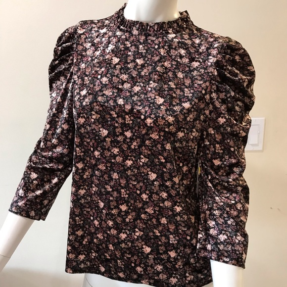 CeCe Tops - CeCe Women’s Velvet Top/black/multi/size 1X/nwt